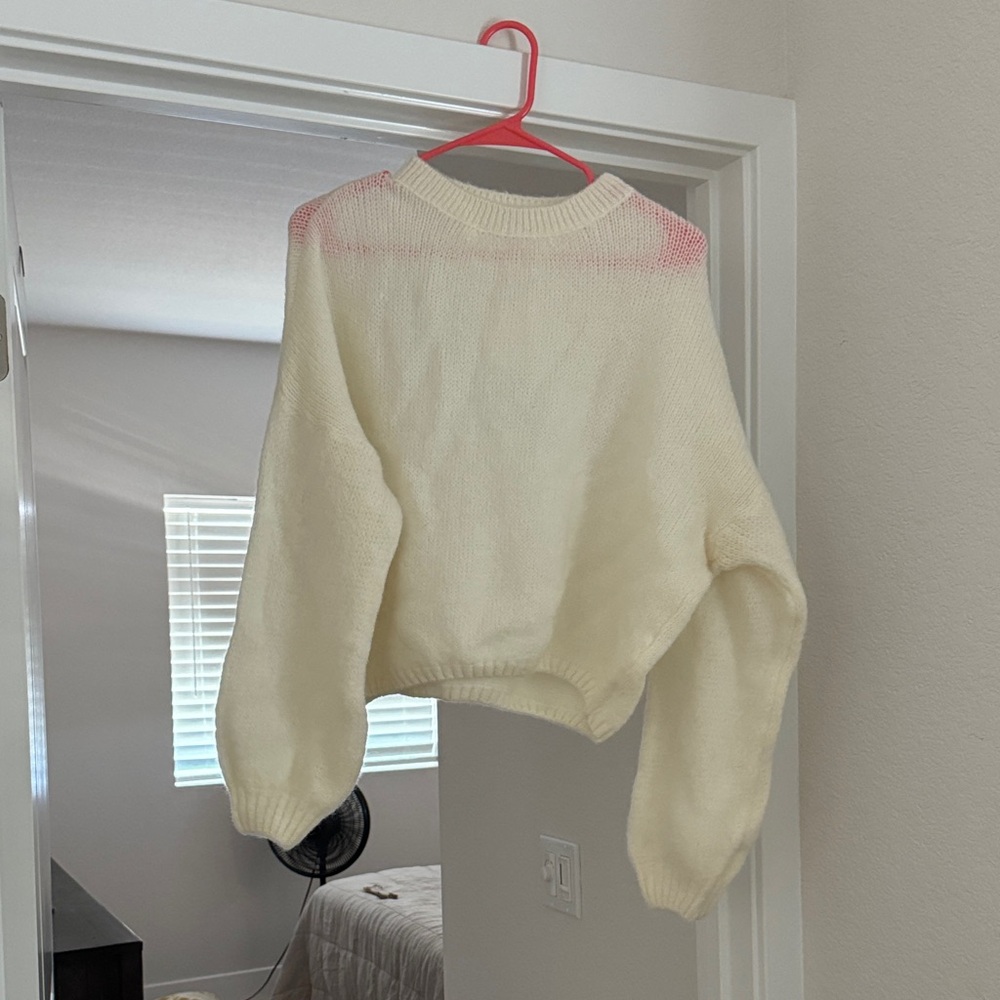 Elegant Cream Women's Crew Neck Sweater